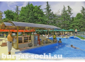 Пансионат «Бургас», открытый подогреваемый бассейн